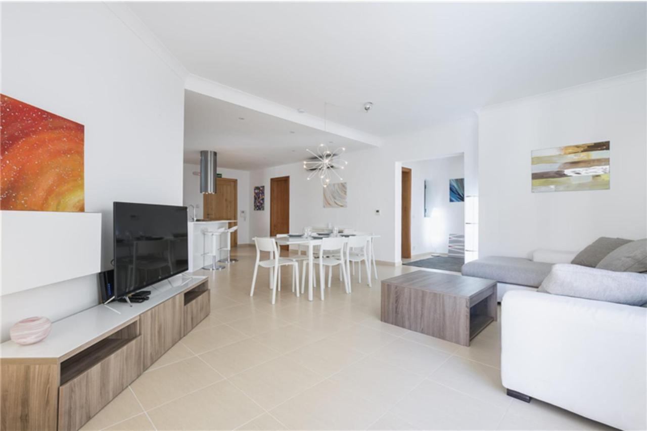 Lux Seaview & Pool-Hosted By Sweetstay Mellieħa Екстериор снимка