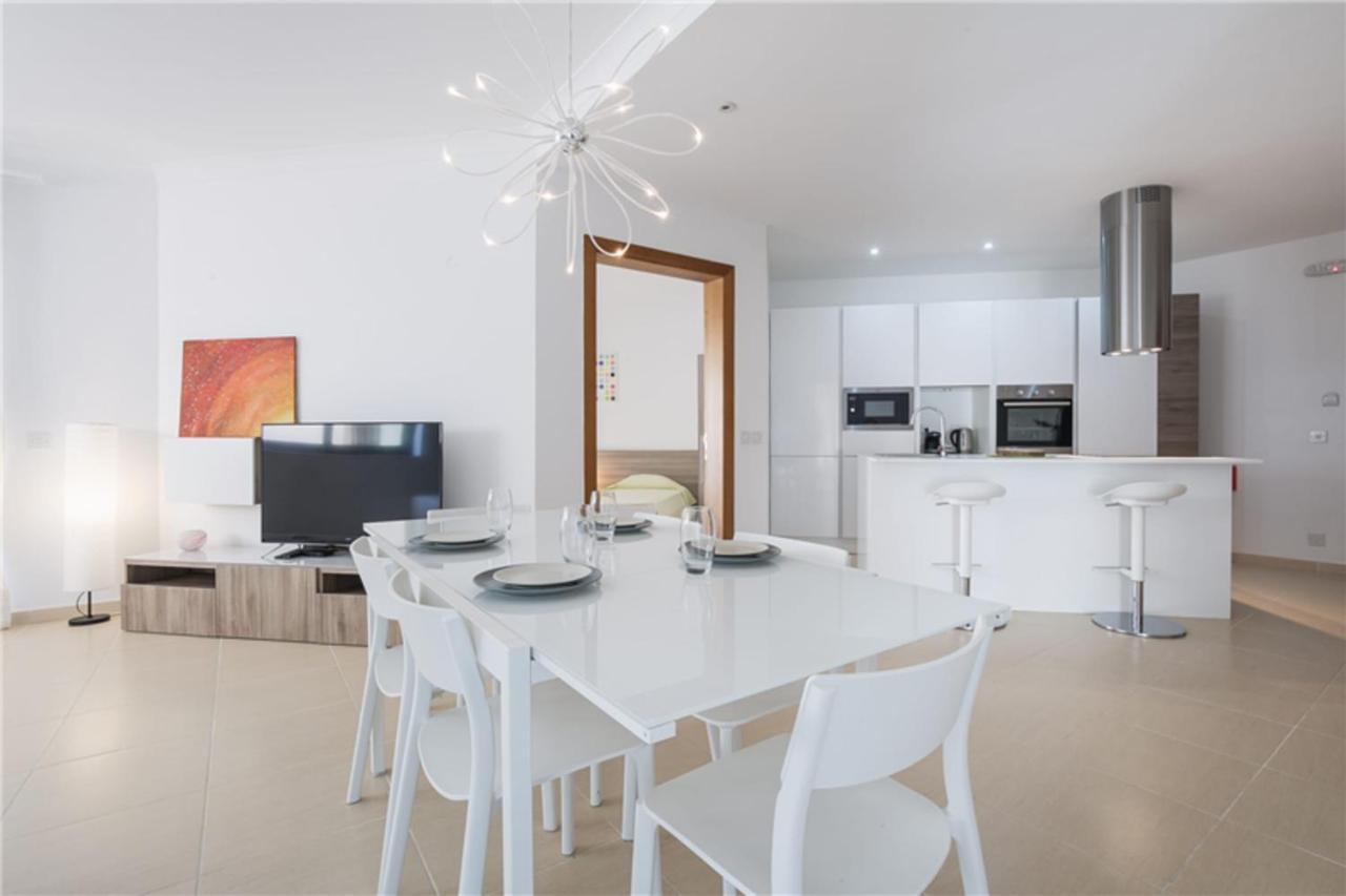 Lux Seaview & Pool-Hosted By Sweetstay Mellieħa Екстериор снимка