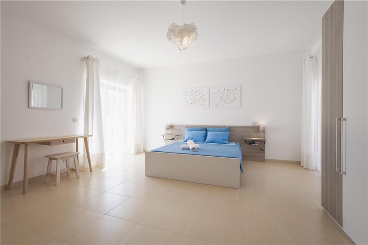 Lux Seaview & Pool-Hosted By Sweetstay Mellieħa Екстериор снимка